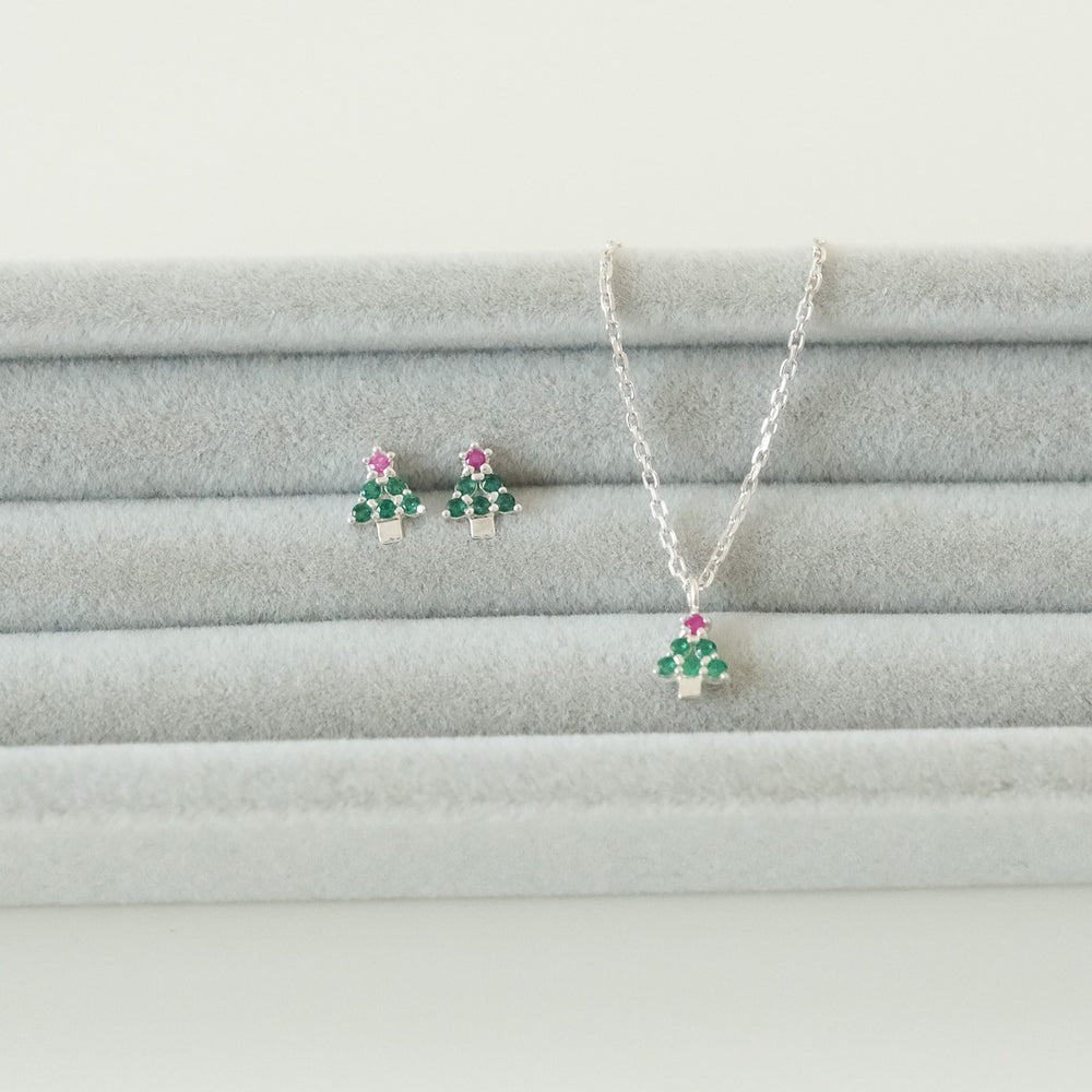 
                      
                        [最後現貨] Petite Christmas Tree Earrings & Necklace
                      
                    