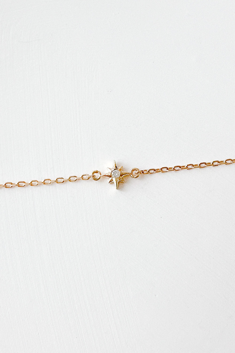 23328 Golden Sharp Star Bracelet