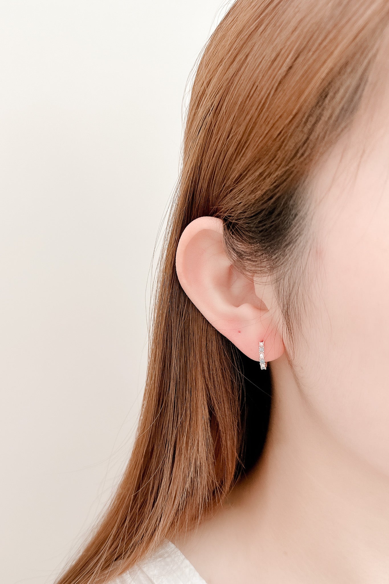 
                  
                    23525 - Ura Earrings
                  
                