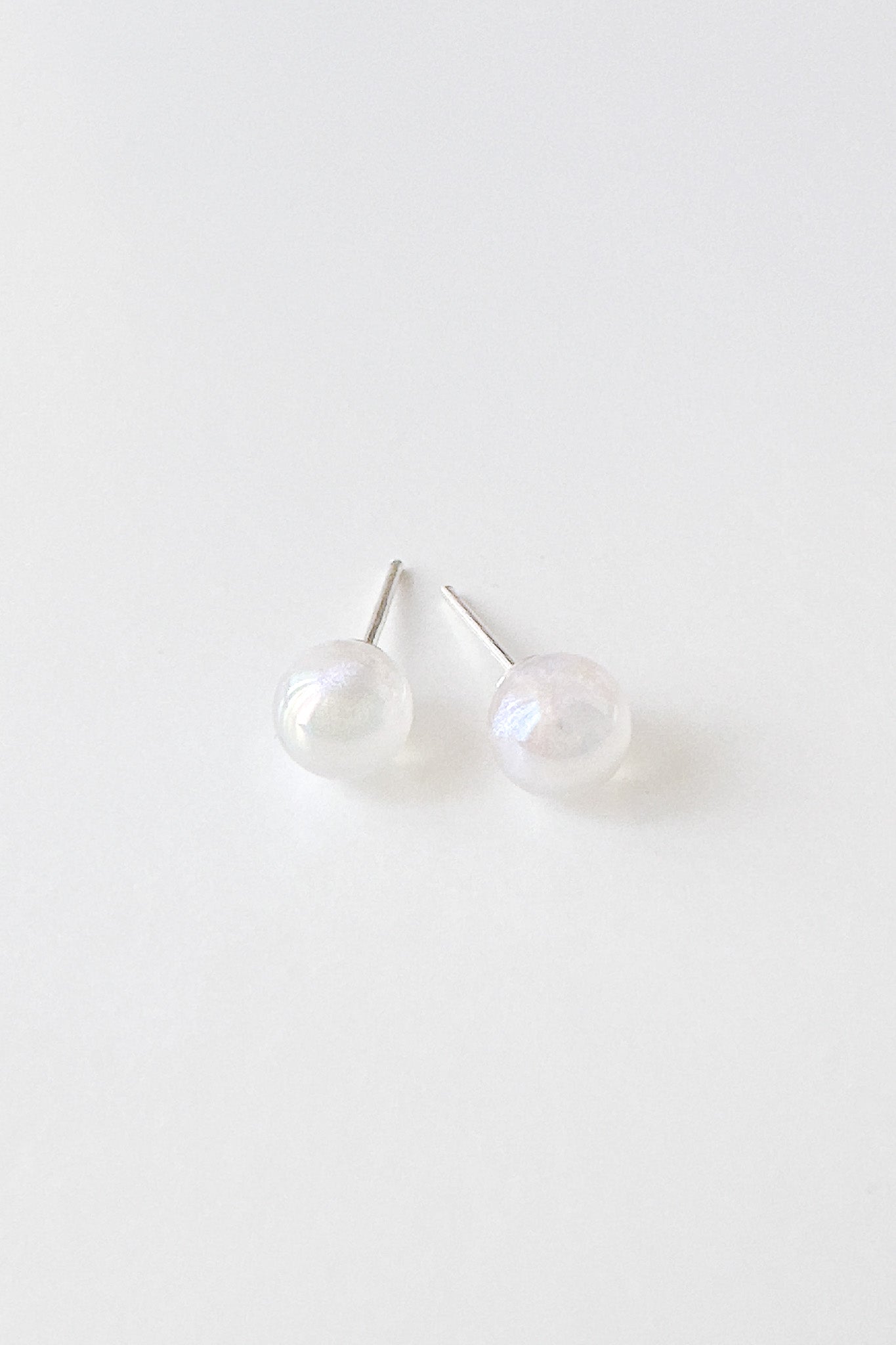 
                  
                    23711 - Bubble Ball Earrings 🫧
                  
                