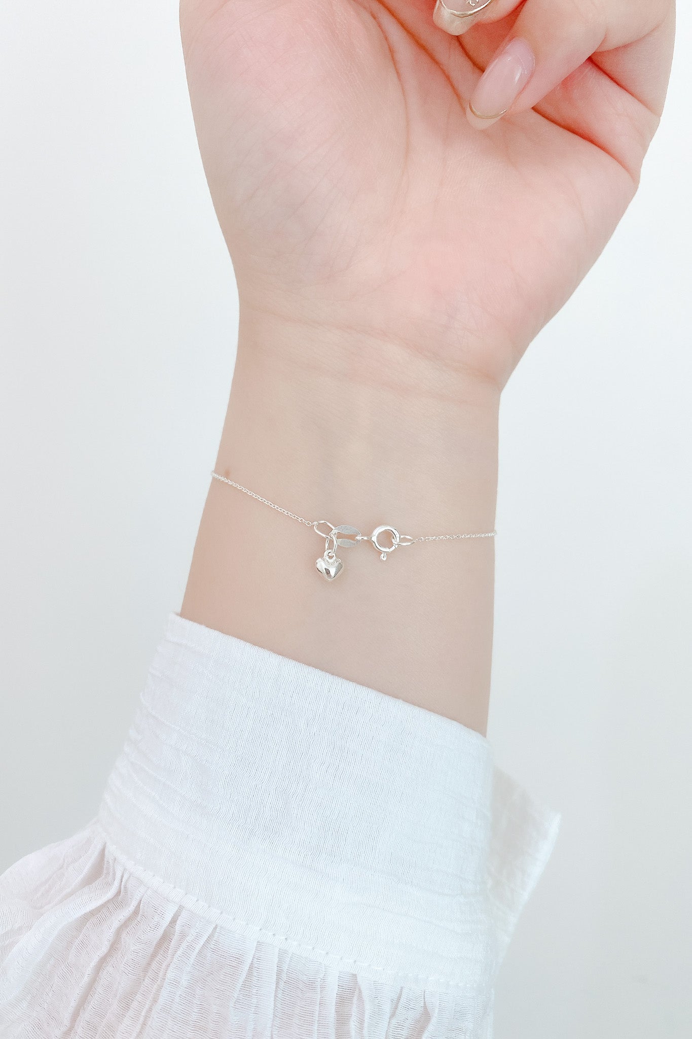 
                  
                    𝐧𝐞𝐰 𝐜𝐨𝐥𝐨𝐮𝐫 🖌 23810 Enola Bracelet
                  
                