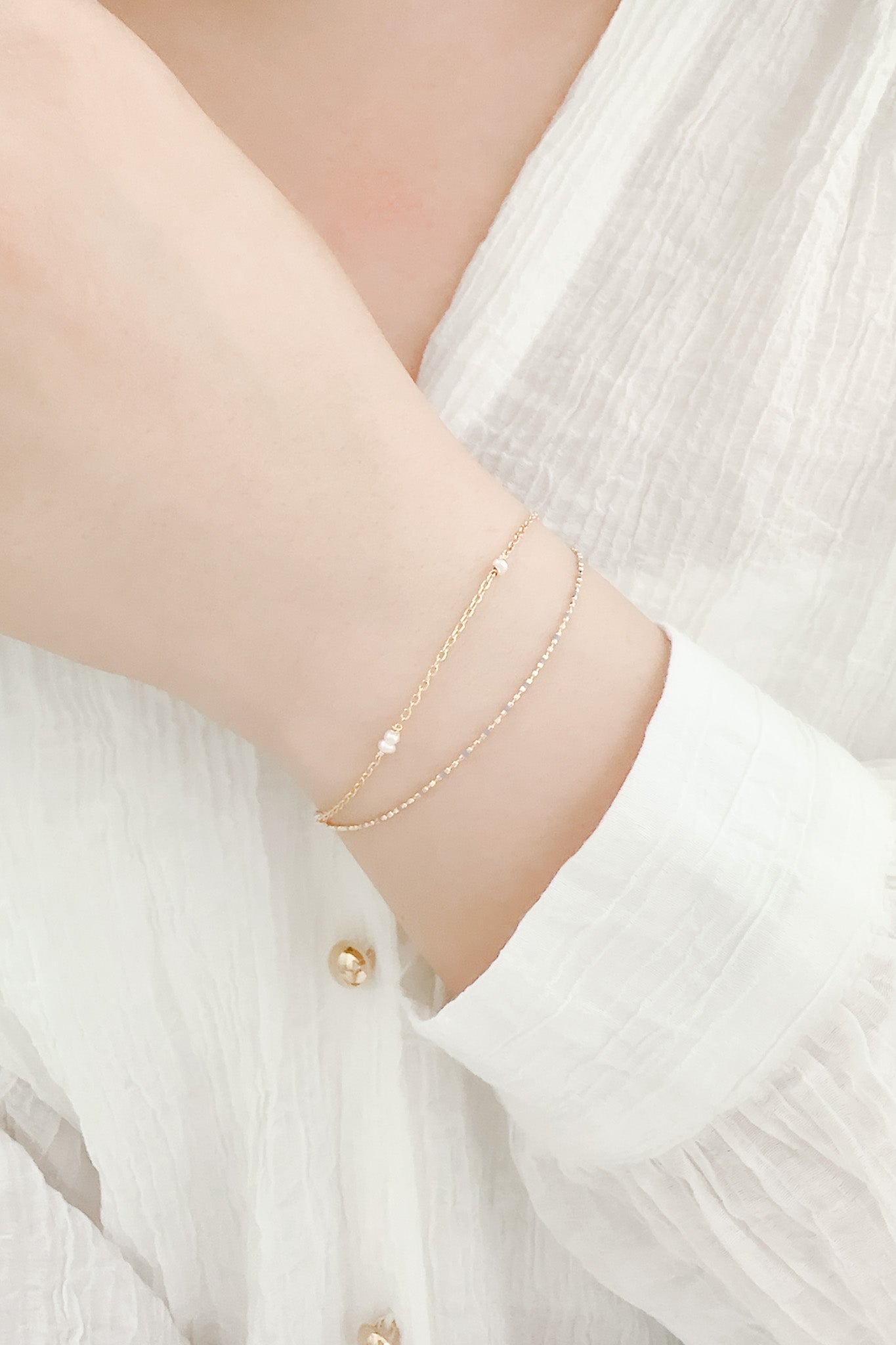 
                  
                    23849 Asela Pearl Bracelet
                  
                