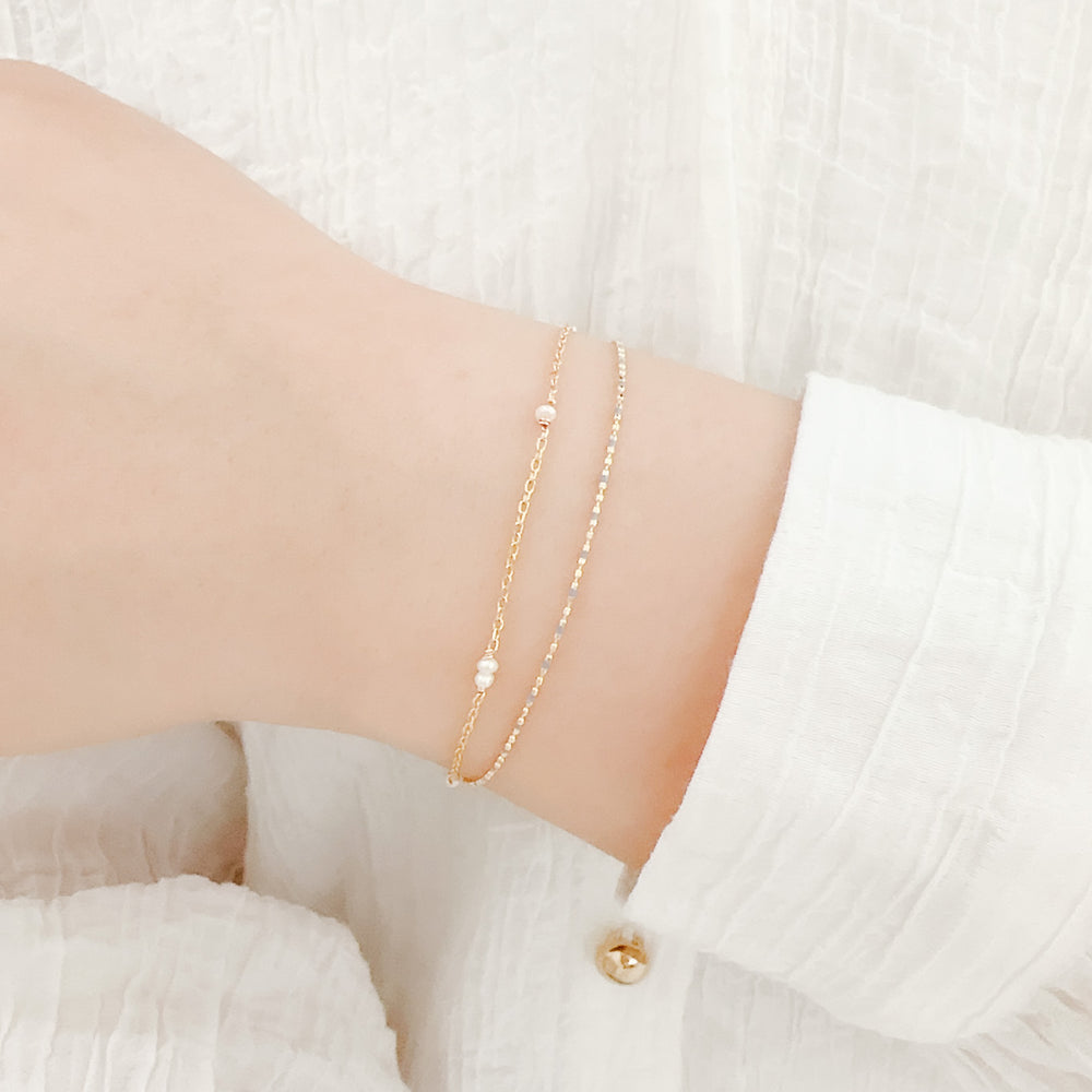 
                  
                    23849 Asela Pearl Bracelet
                  
                