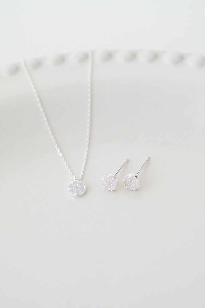 
                  
                    23881 Meredith Earrings & Necklace
                  
                