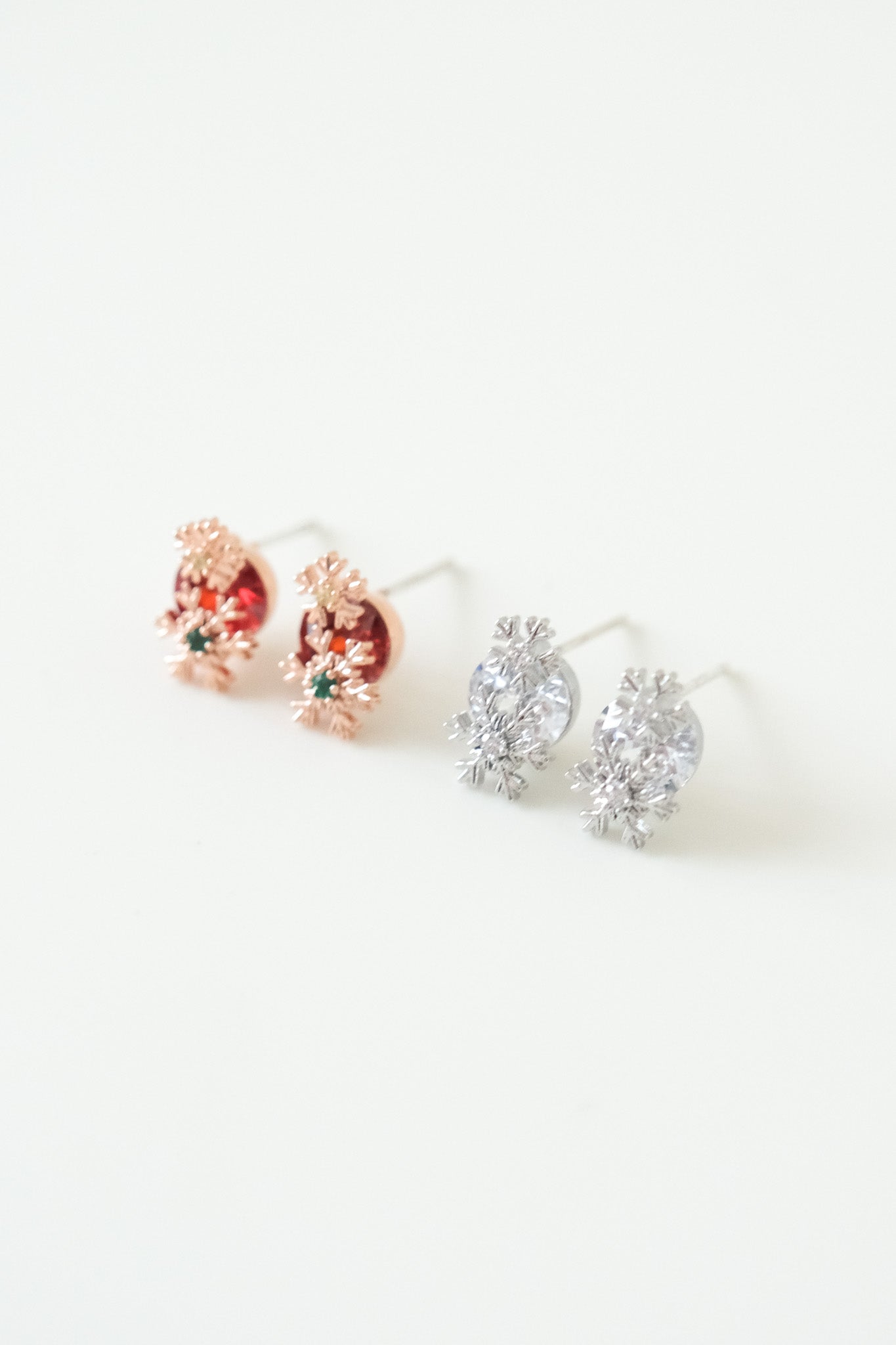 
                  
                    23966 - Snowflakes on Ice Cube Earrings
                  
                