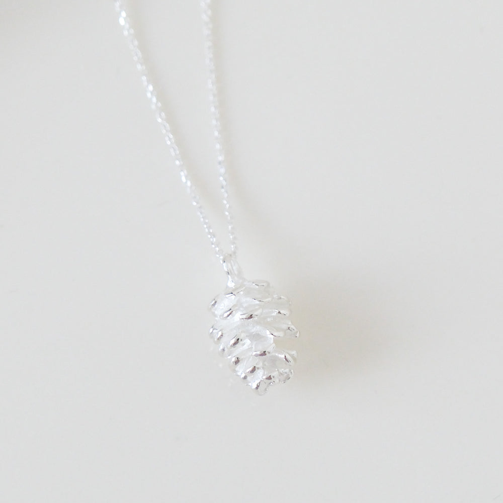 
                  
                    23976 - The Pine Cone Necklace
                  
                