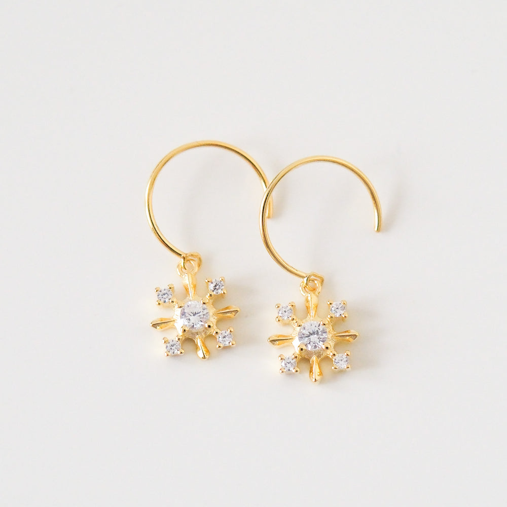 
                  
                    23980 - Golden Snowflakes Drop Earrings
                  
                