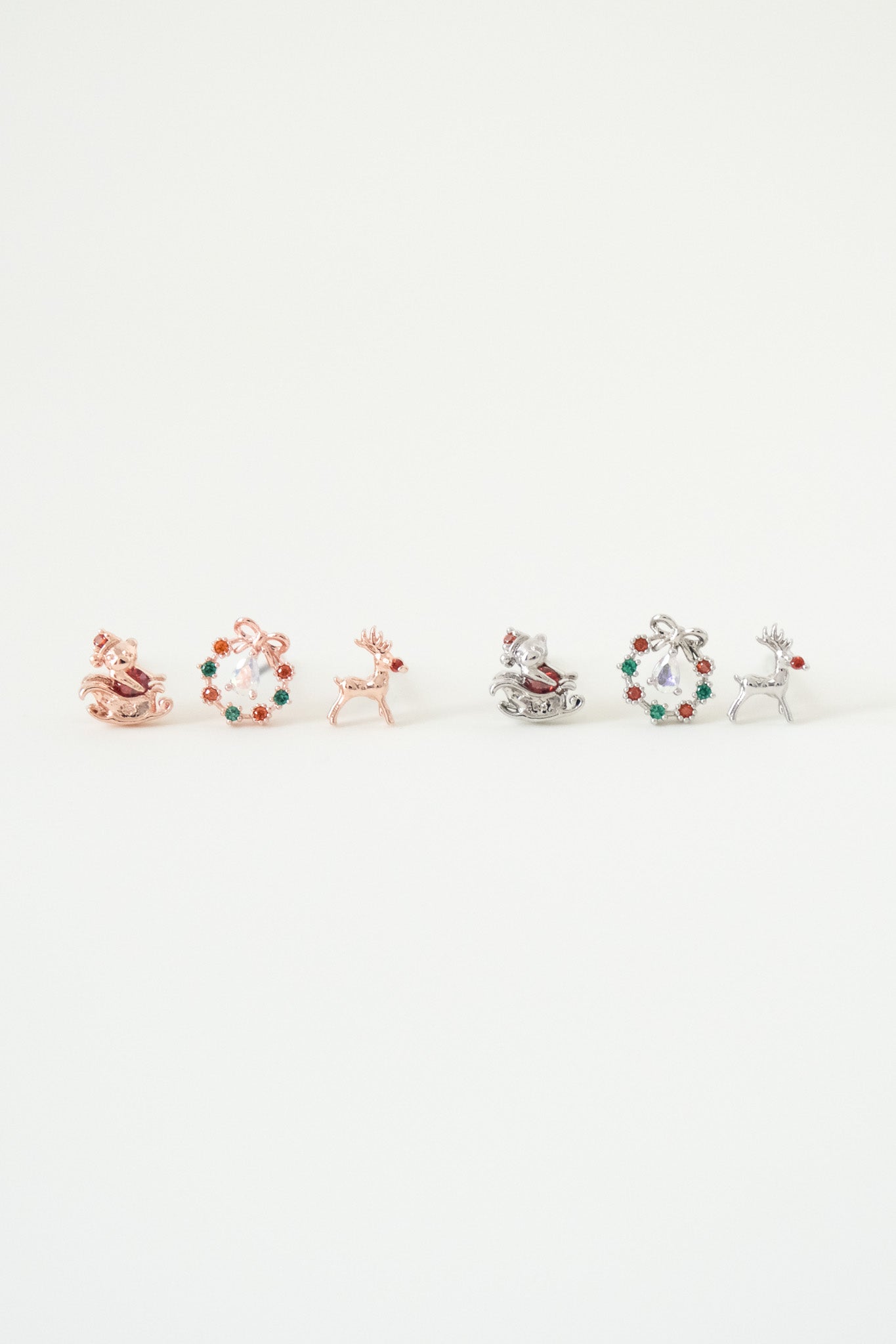 
                  
                    [XMAS] 23982 No. 2 Cheery Christmas Earrings Set
                  
                