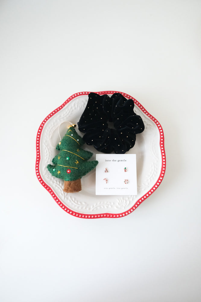 
                  
                    [XMAS] The Sweetest Christmas Gift Set
                  
                