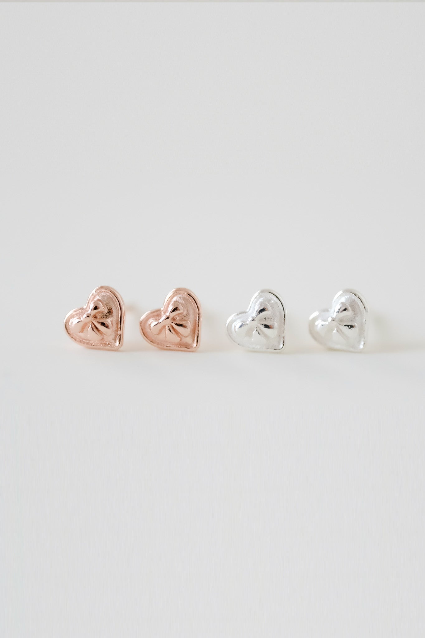 
                  
                    𝐧𝐞𝐰 𝐜𝐨𝐥𝐨𝐮𝐫 🎀 Mini Ribbon Earrings Collection
                  
                