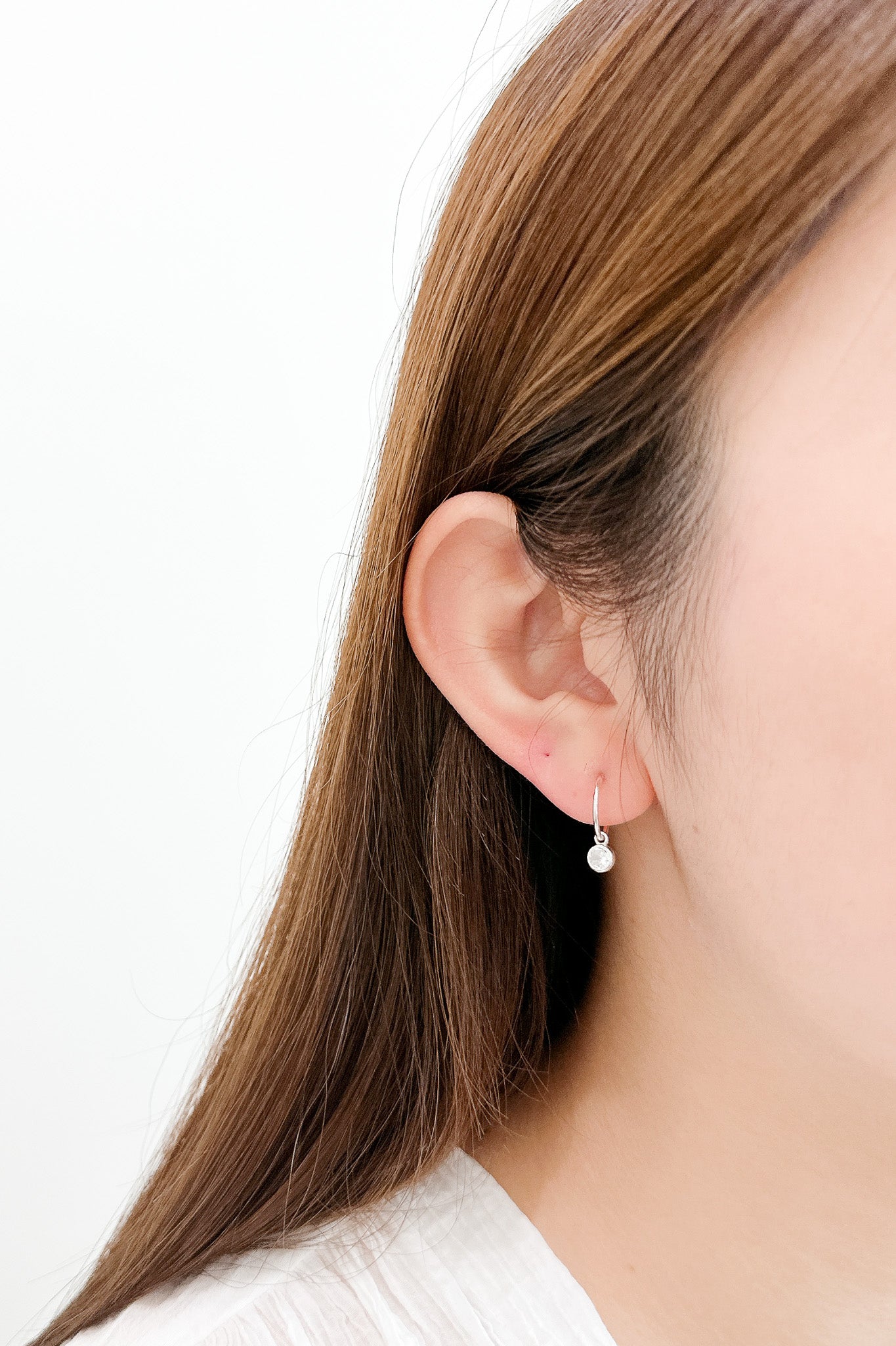 
                  
                    23996 - Dara Earrings
                  
                