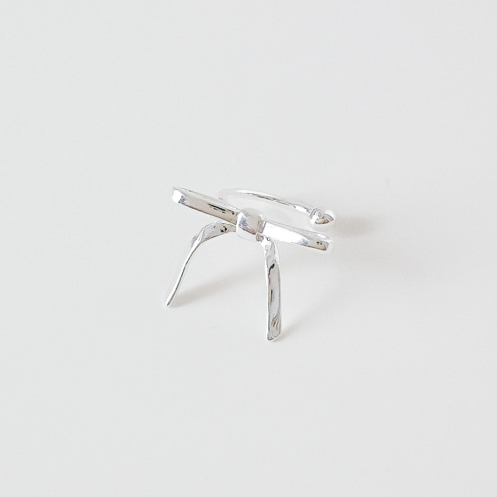 
                      
                        24090 Dia Ear Cuff
                      
                    