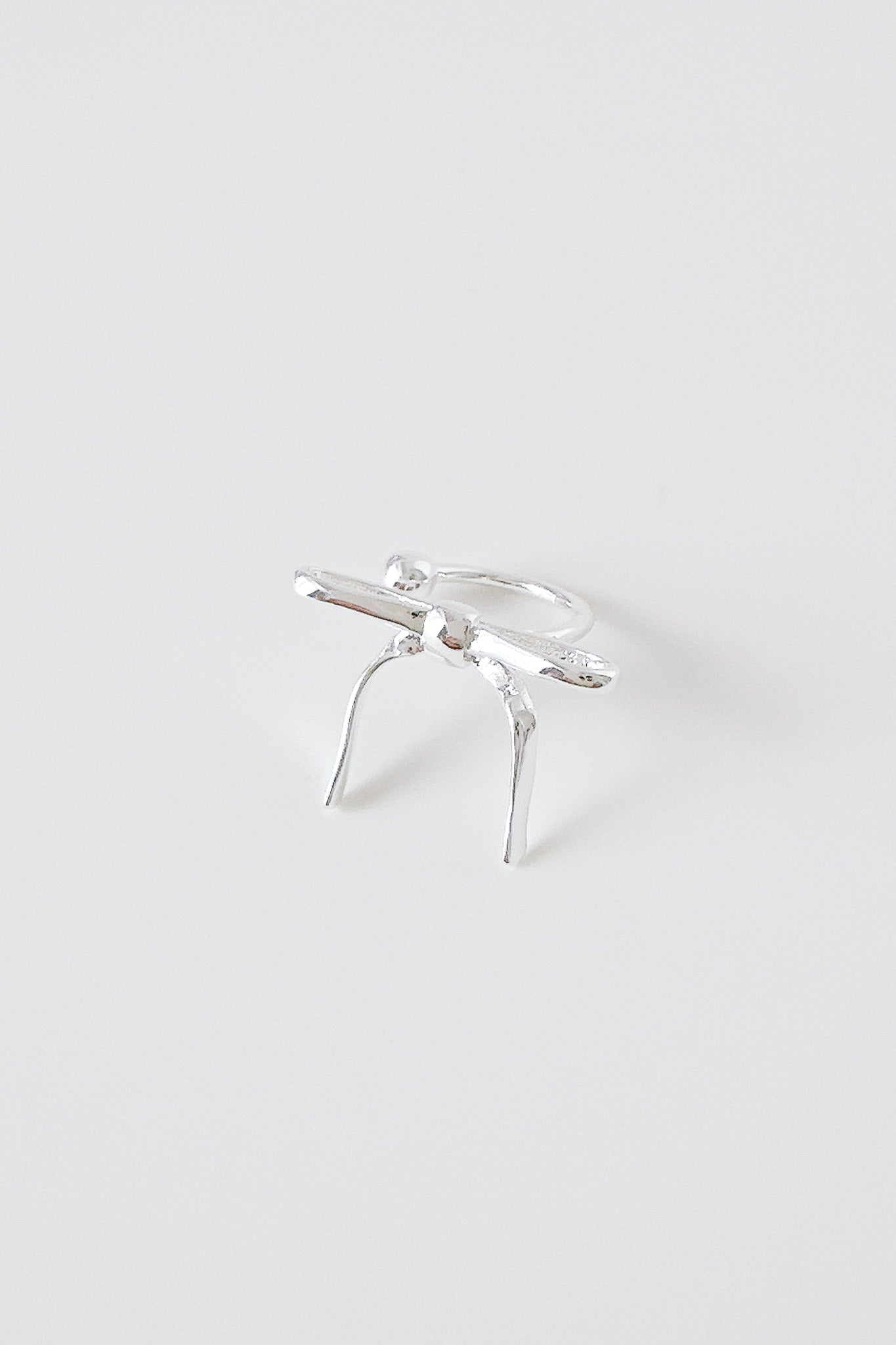 
                  
                    24090 Dia Ear Cuff
                  
                