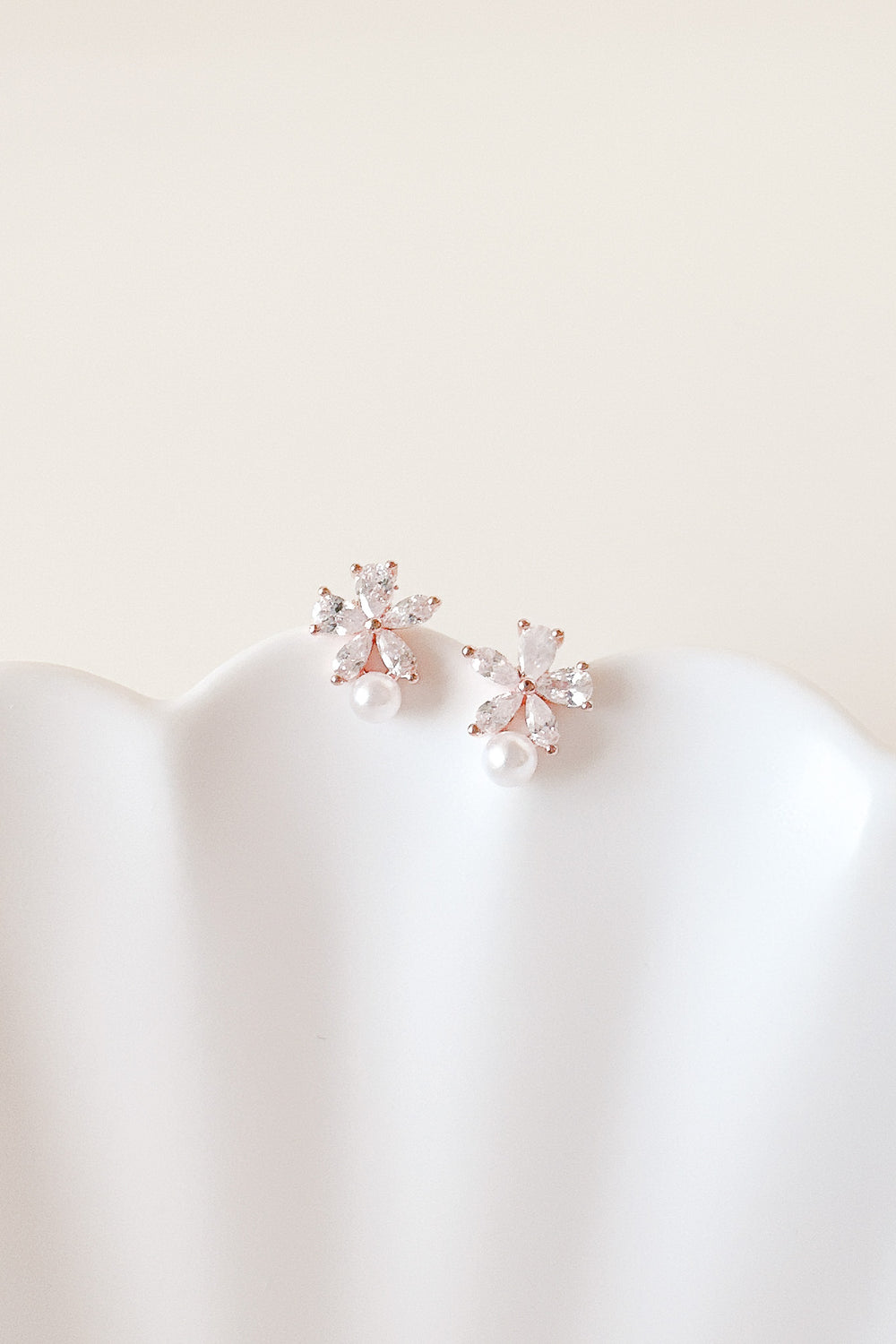 24122 - Tanika Earrings