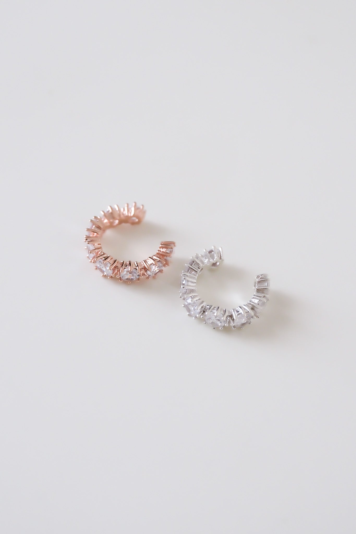 
                  
                    24210 - Zaina Ear Cuff
                  
                