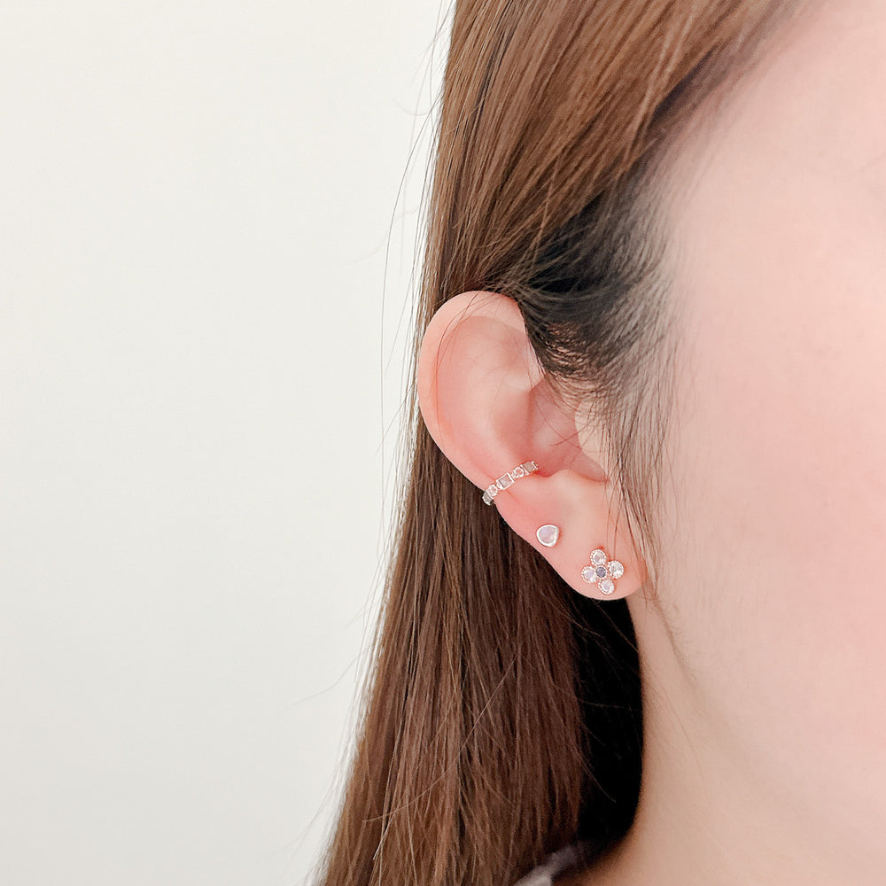 
                      
                        24271 Idony Gemstone Ear Cuff
                      
                    