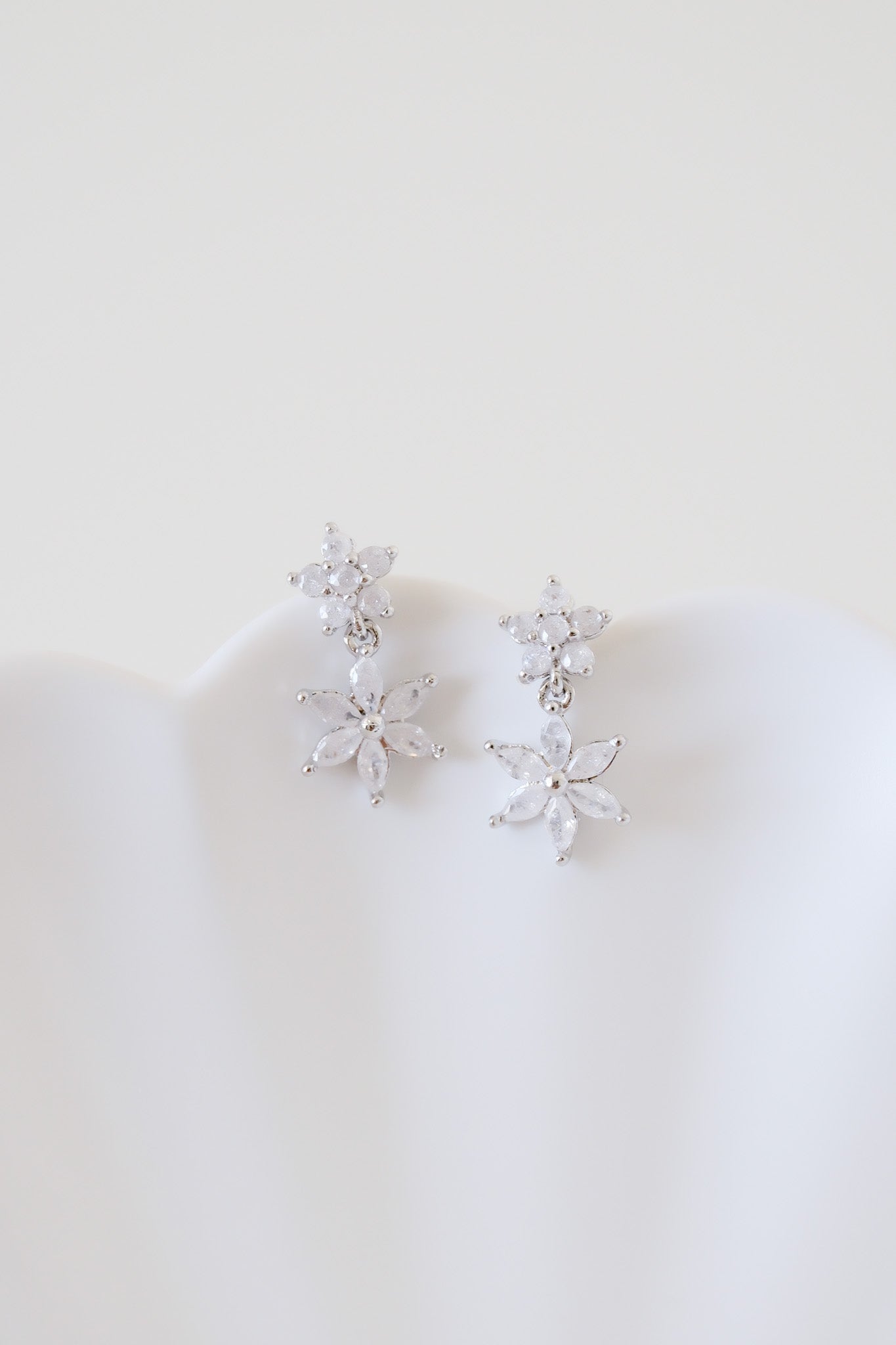 
                  
                    24275 - Kristiana Earrings
                  
                