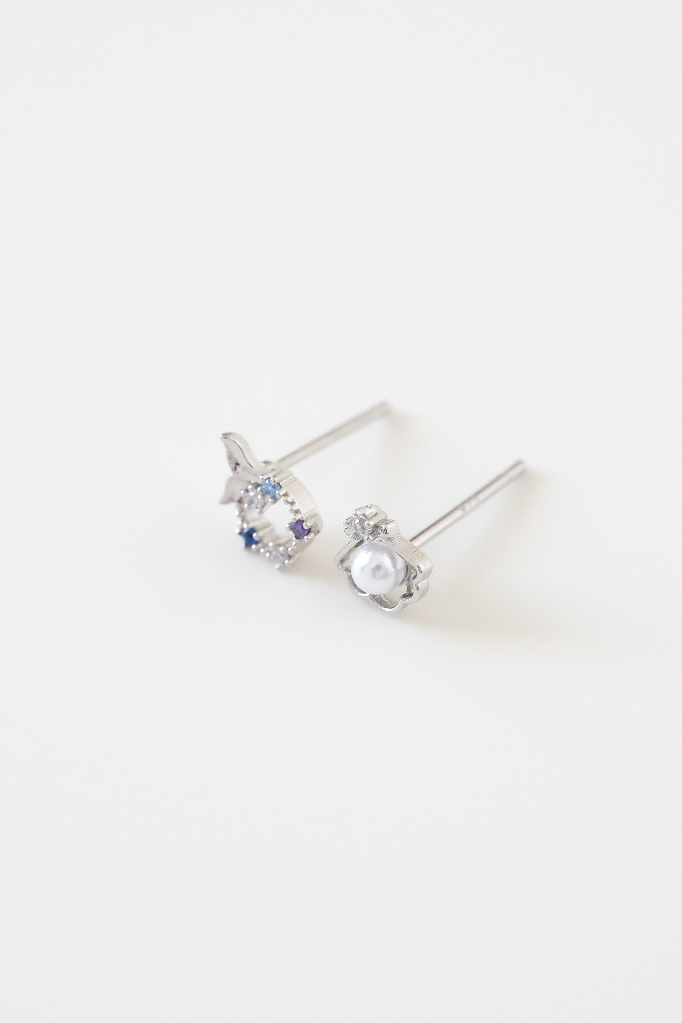 
                  
                    24407 - Catalina Earrings
                  
                