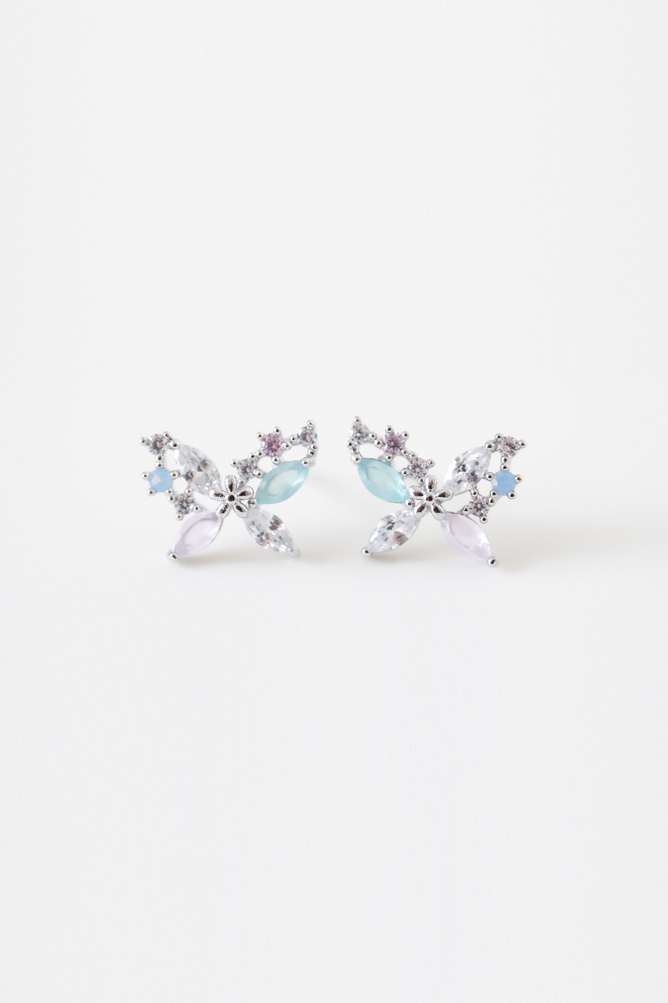 
                  
                    24421 Eulalie Earrings
                  
                