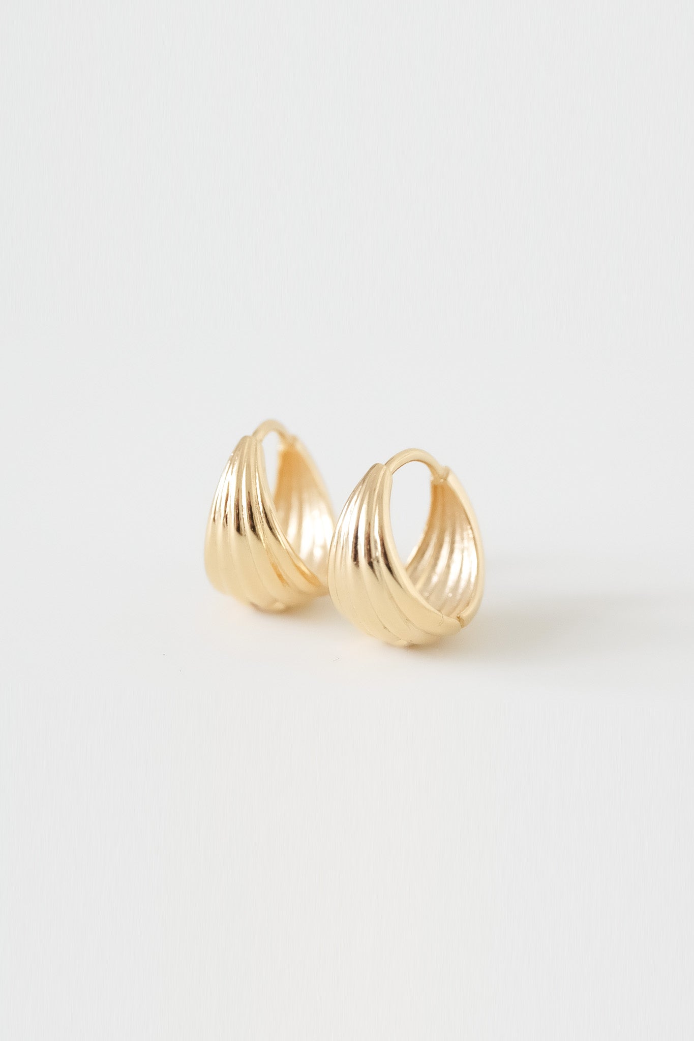 
                  
                    24423 Bronwyn Earrings
                  
                