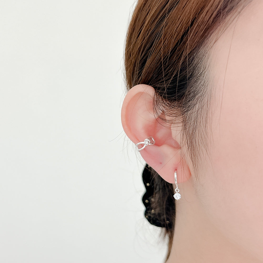 
                  
                    24425 Tirza Ear Cuff
                  
                