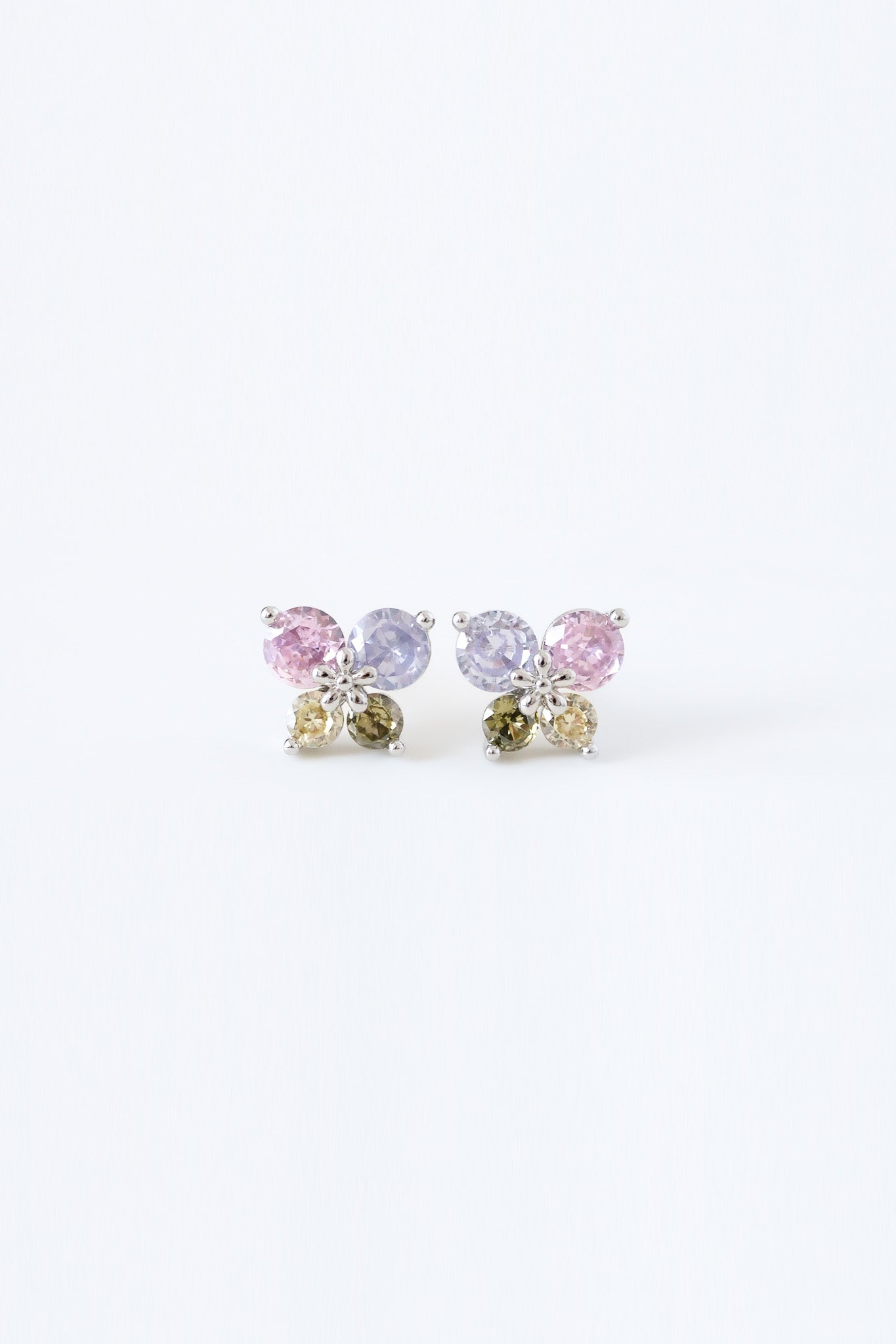 
                  
                    24480 Hanako Earrings
                  
                