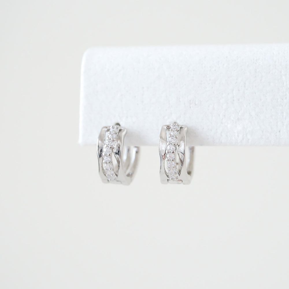 
                  
                    24481 Laurell Earrings
                  
                