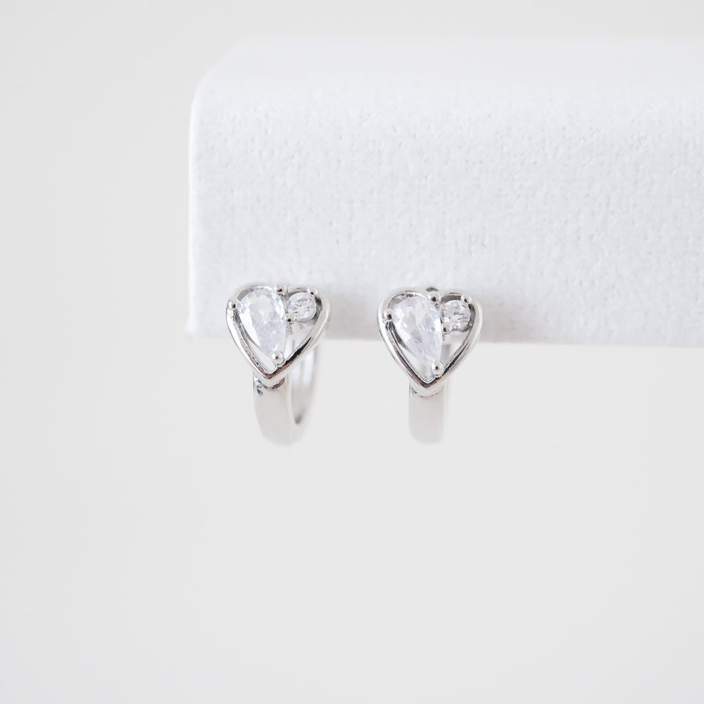 
                      
                        24483 Trillian Earrings
                      
                    