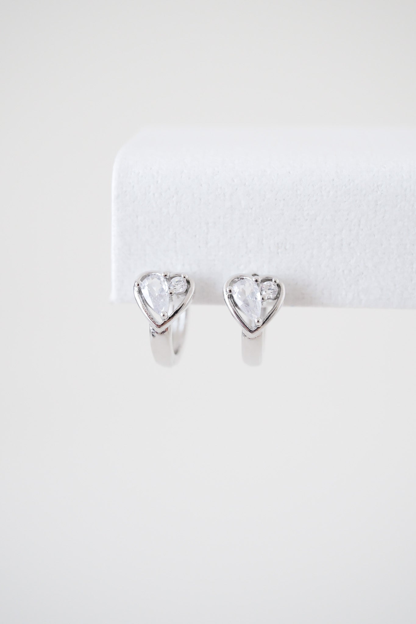 
                  
                    24483 Trillian Earrings
                  
                