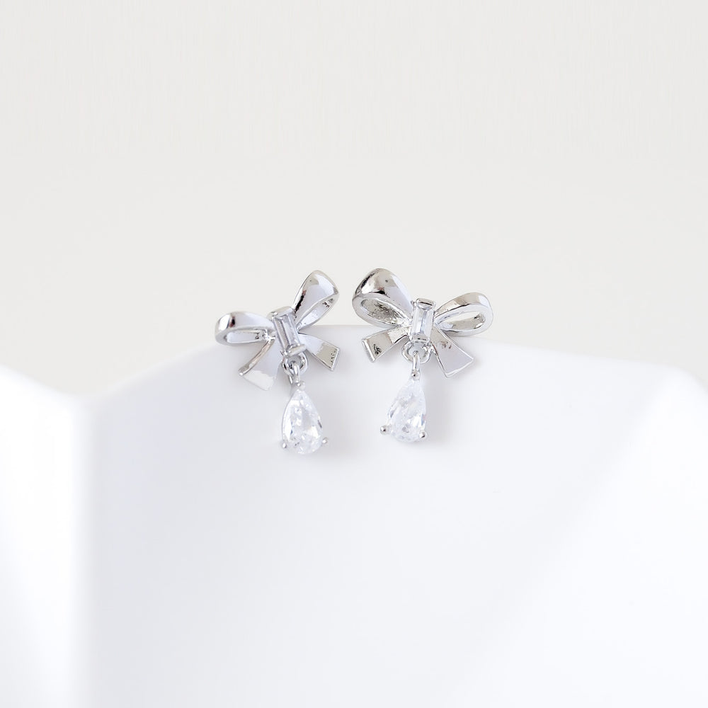 
                      
                        24485 Drusilla Earrings
                      
                    