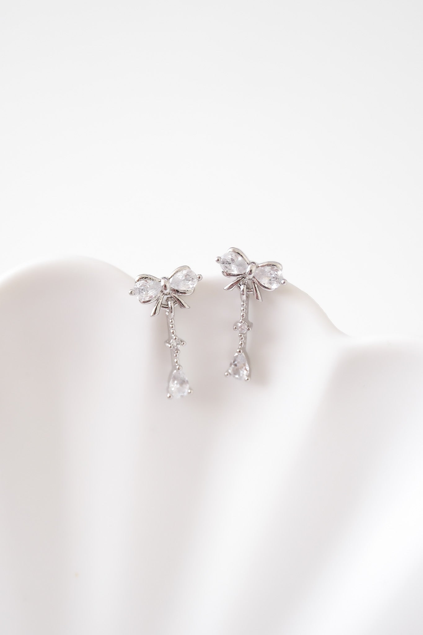 
                  
                    店主心水款 ⊹ 24486 Rhae Earrings
                  
                