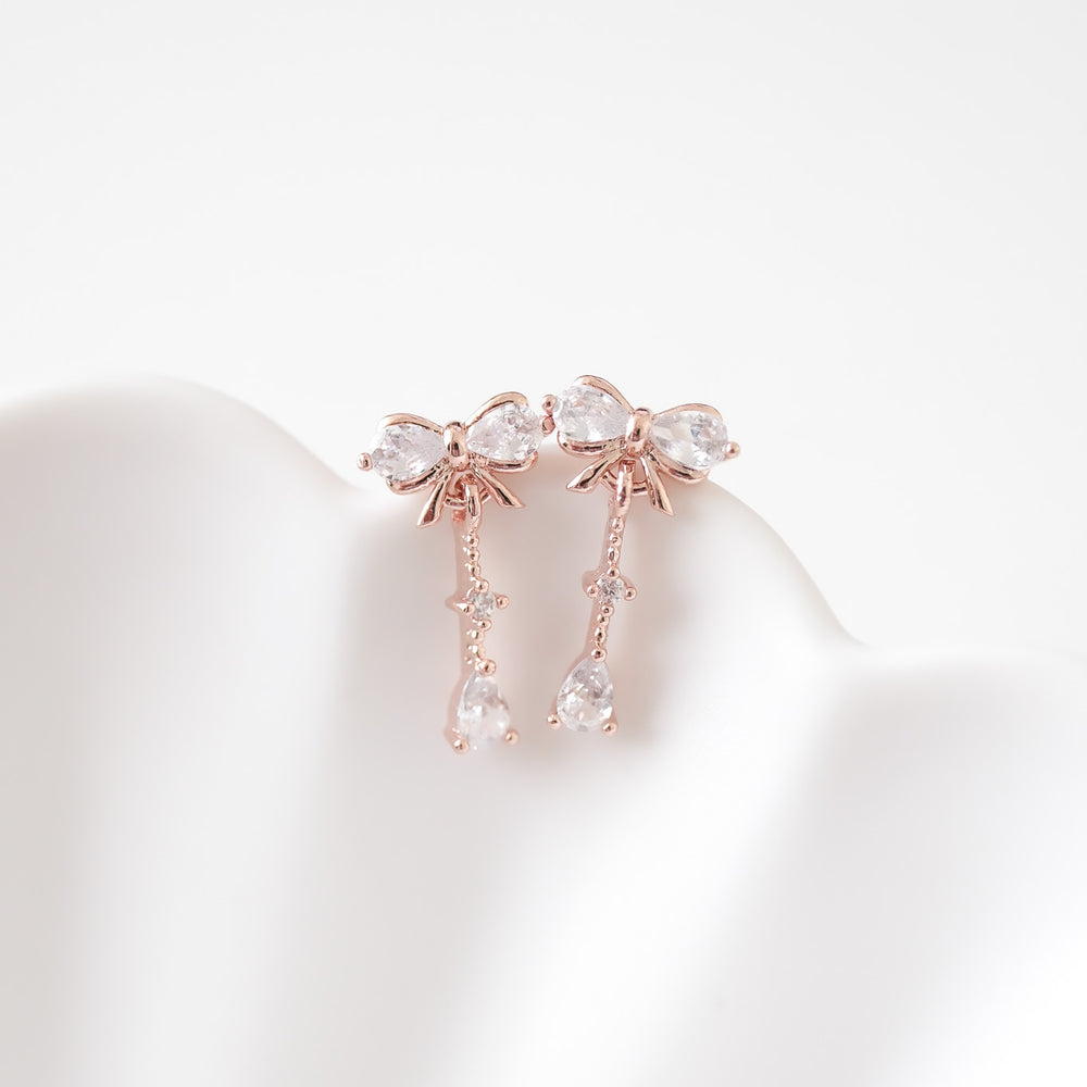 
                      
                        店主心水款 ⊹ 24486 Rhae Earrings
                      
                    