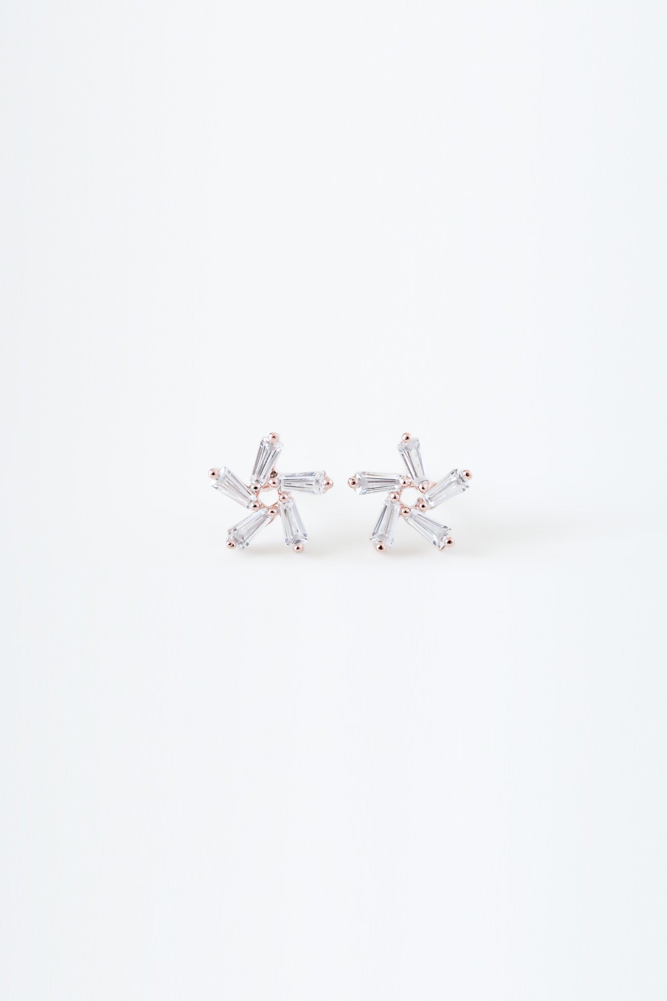 
                  
                    24487 Egeria Earrings
                  
                