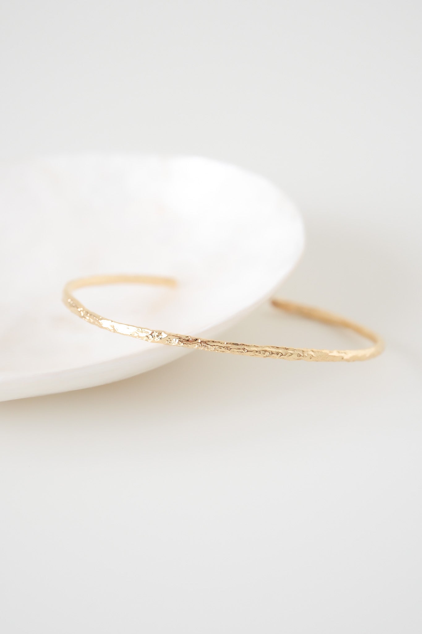 
                  
                    24539 Loreto Bangle
                  
                