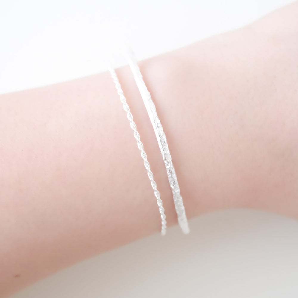 
                  
                    24539 Loreto Bangle
                  
                