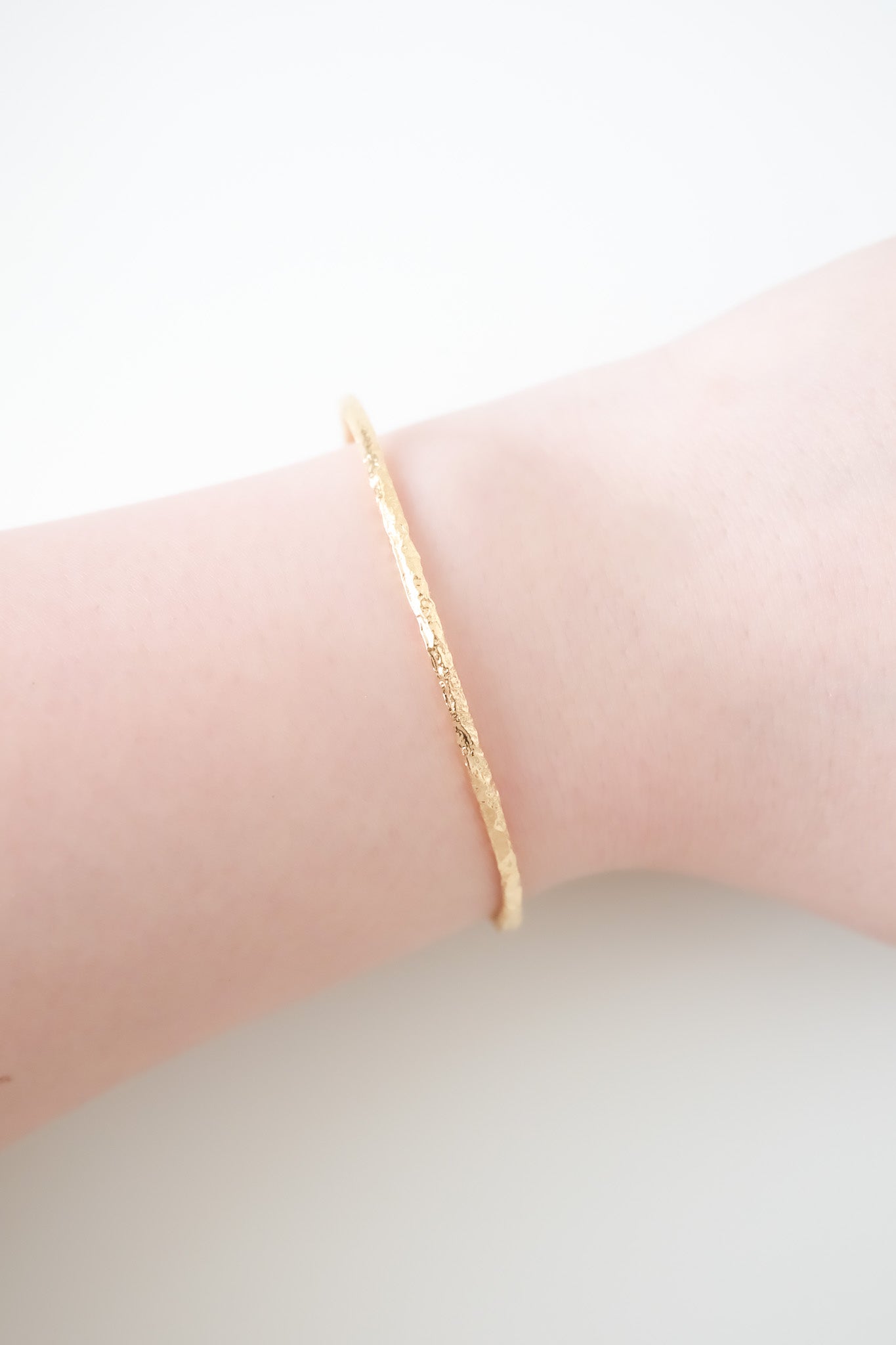 
                  
                    24539 Loreto Bangle
                  
                