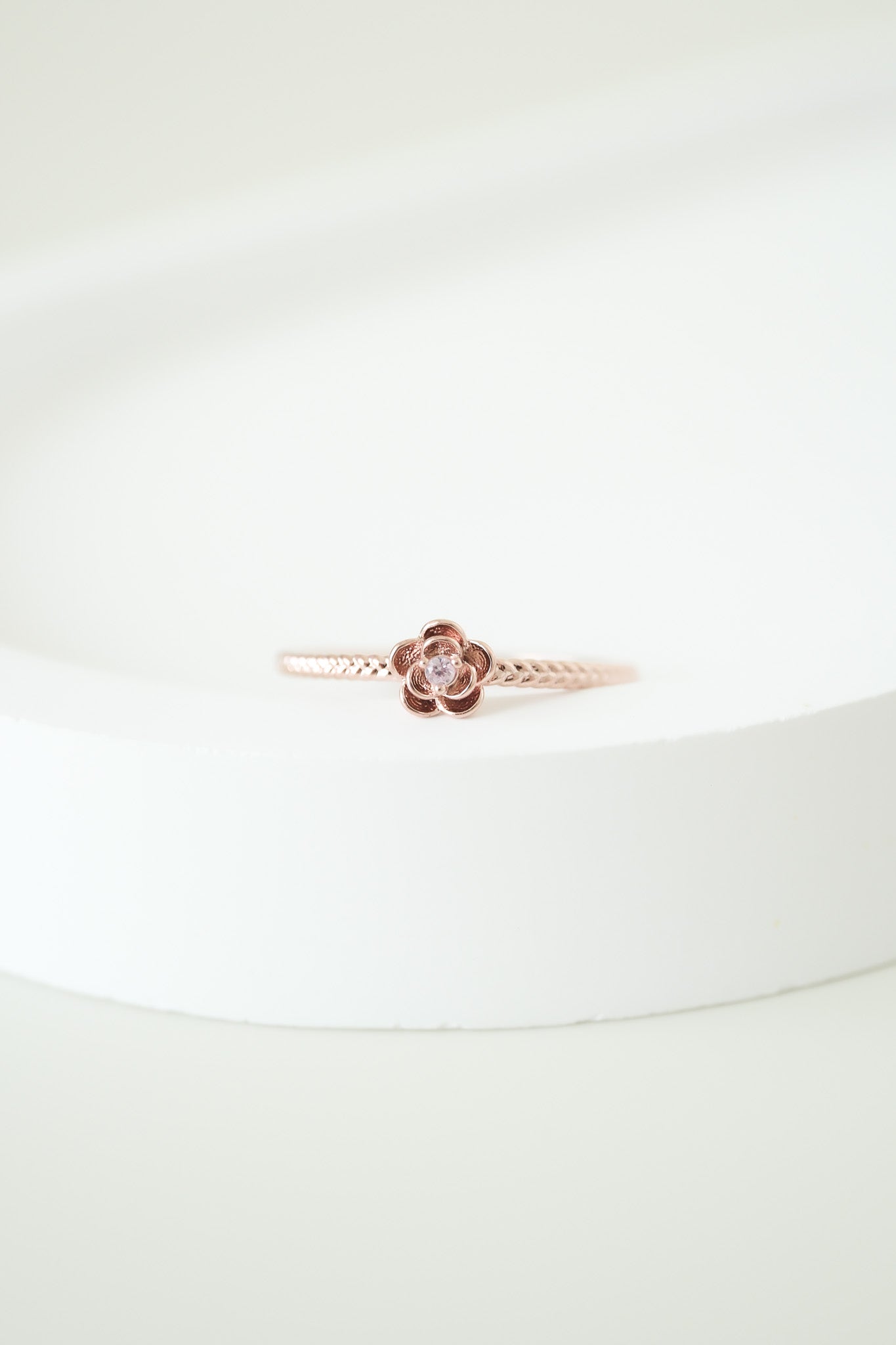 
                  
                    24550 Amour Ring
                  
                