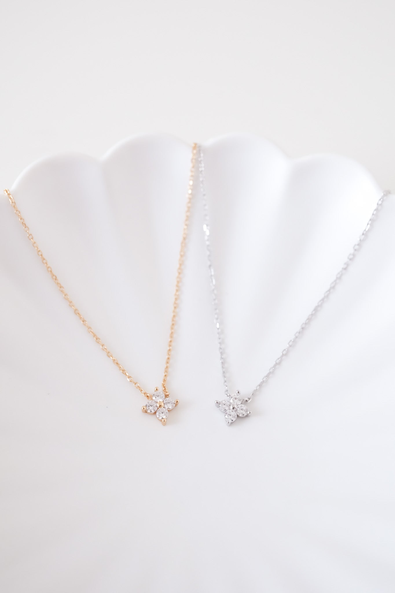 
                  
                    24568 Ravenna Necklace (2 types & 2 colours)
                  
                