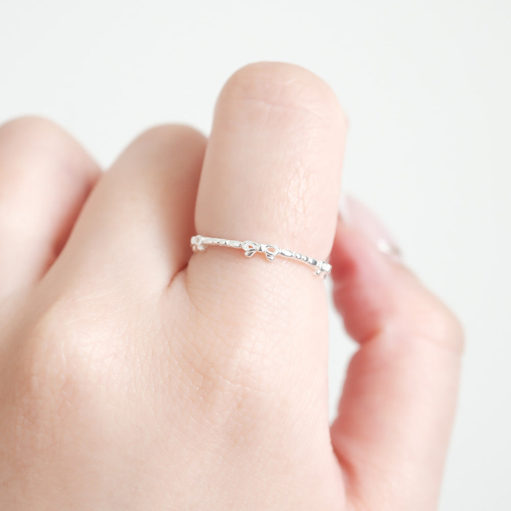 
                  
                    24570 Makiko Ring
                  
                