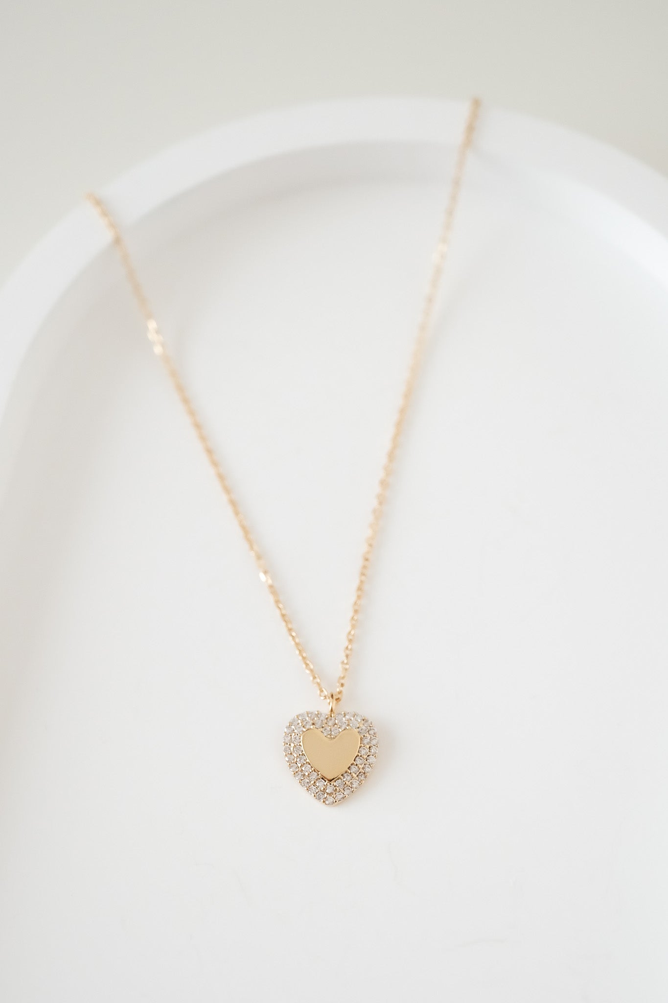 
                  
                    24576 Noa Necklace
                  
                