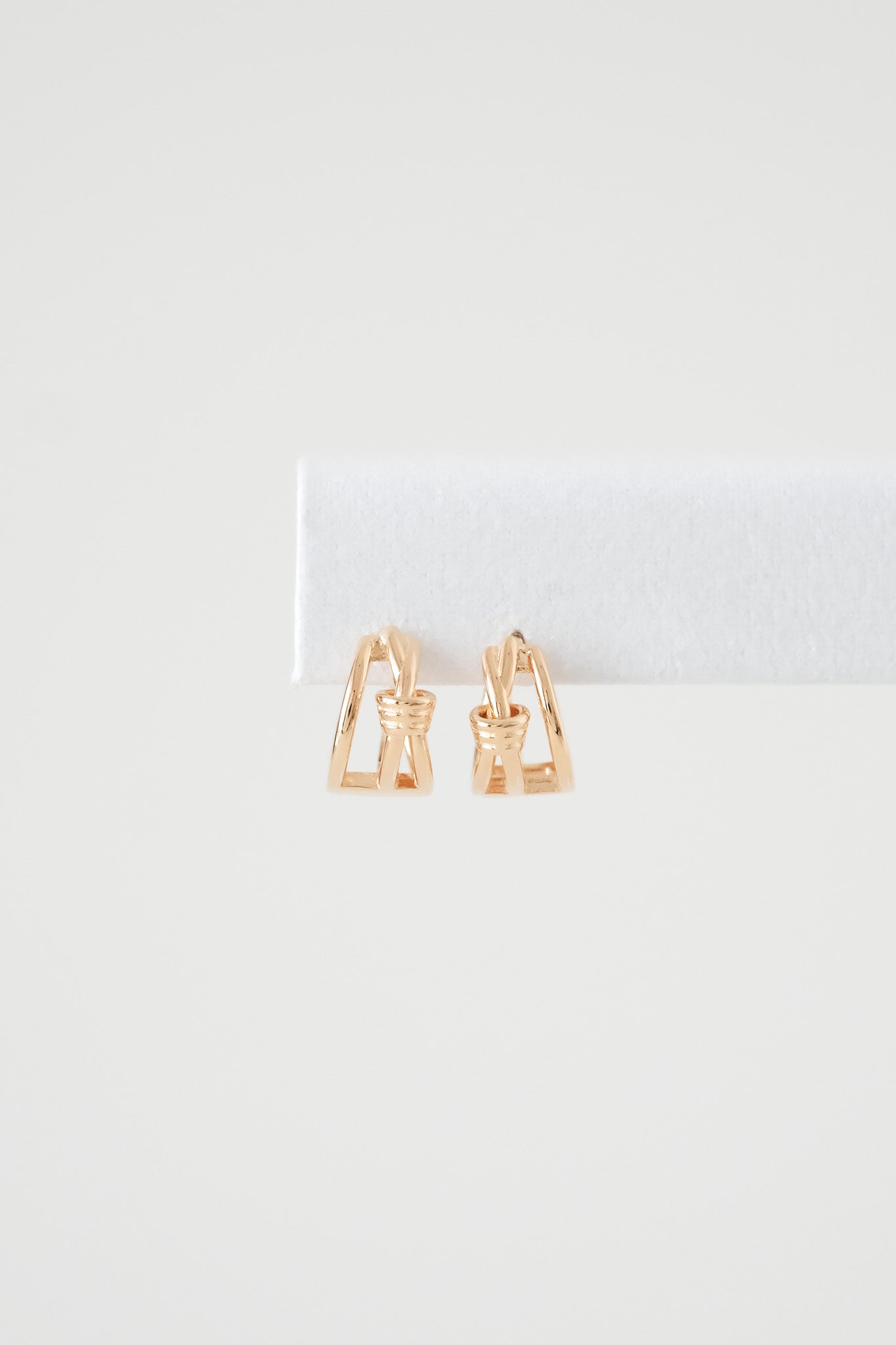 
                  
                    24577 Romina Earrings
                  
                