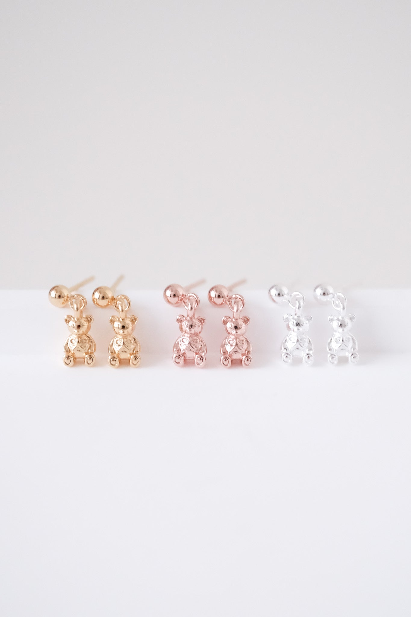 
                  
                    24578 Lovely Teddy Earrings
                  
                