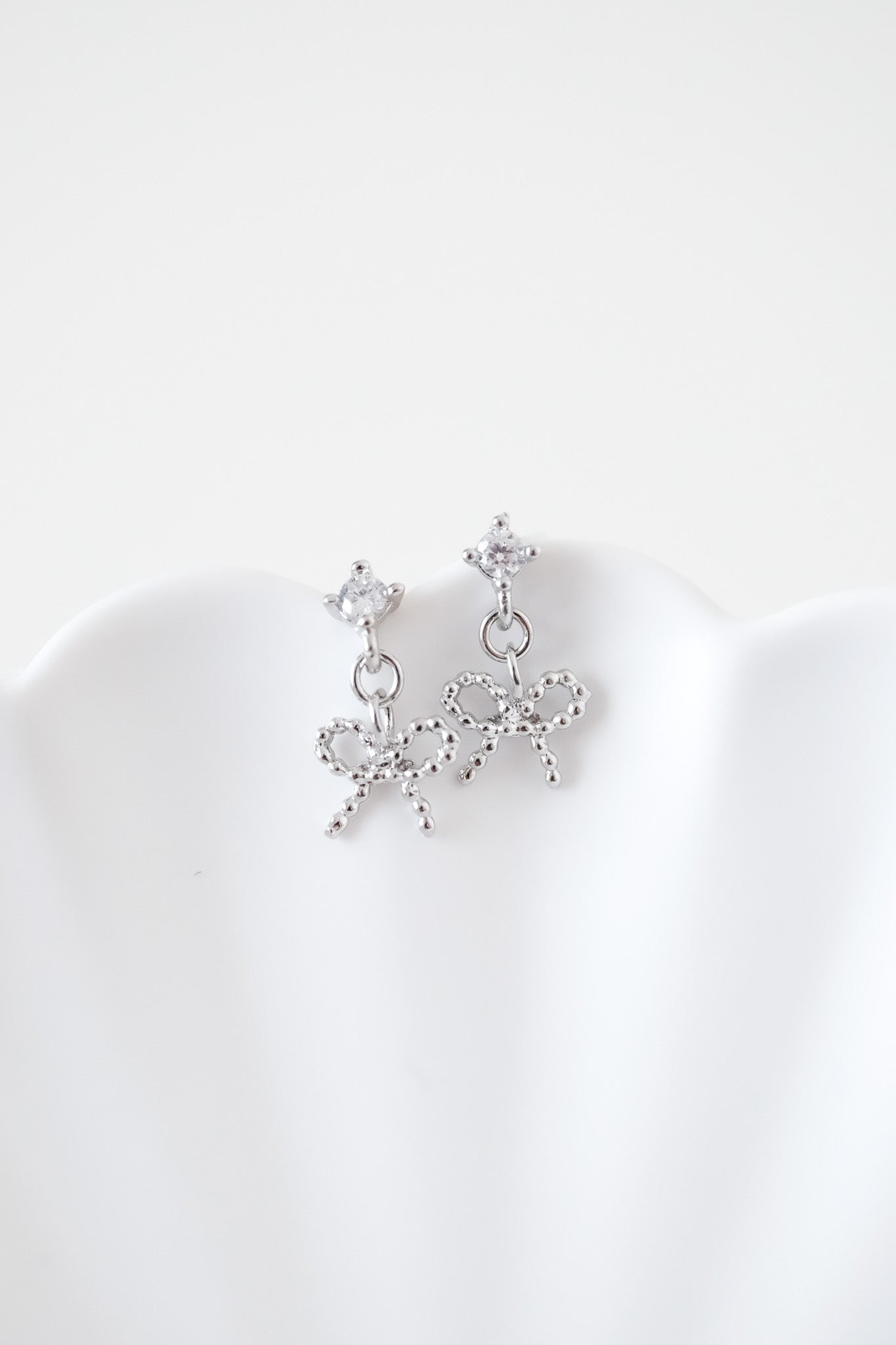 
                  
                    24584 Esma Earrings
                  
                