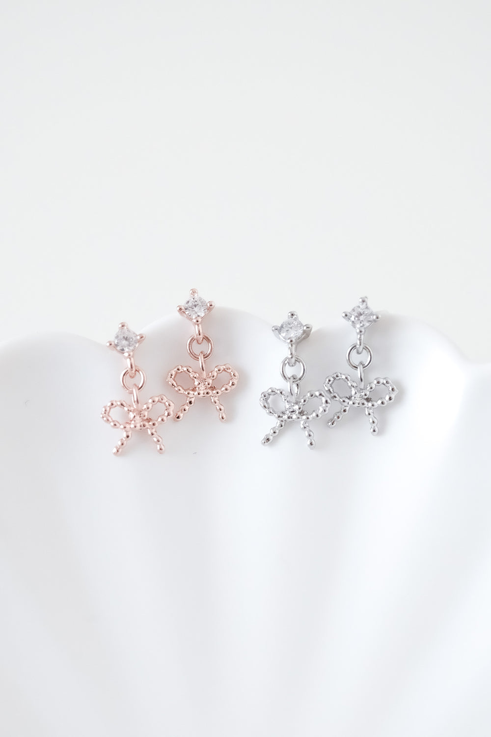 24584 Esma Earrings