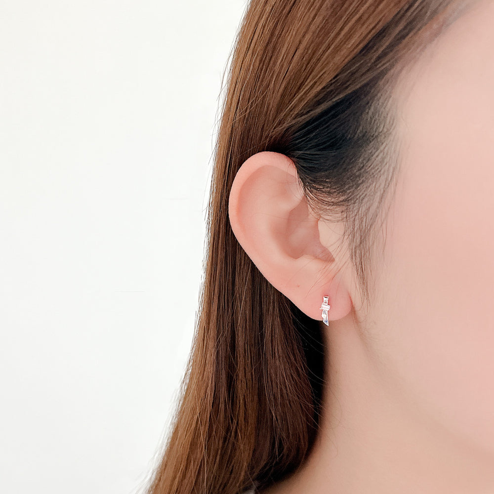 
                  
                    必須自留款 👩🏻‍🍳 24588 Caren Earrings
                  
                