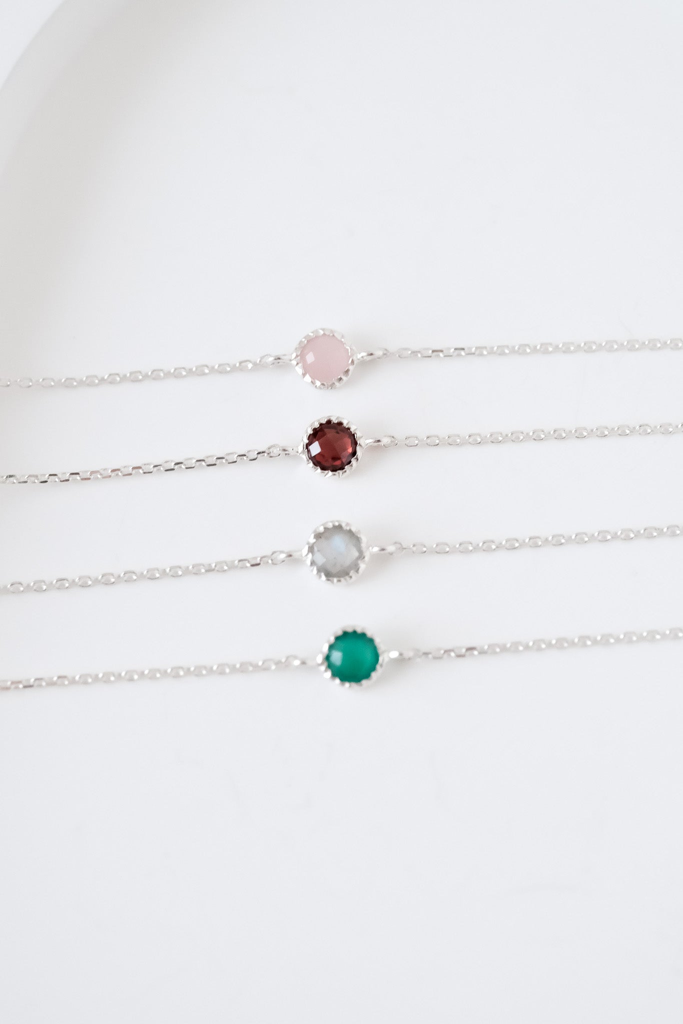 
                  
                    𝙉𝙚𝙬 𝙂𝙚𝙢𝙨𝙩𝙤𝙣𝙚𝙨 𝘼𝙙𝙙𝙚𝙙 24599 Bellamy Gemstone Bracelet (2 colours)
                  
                