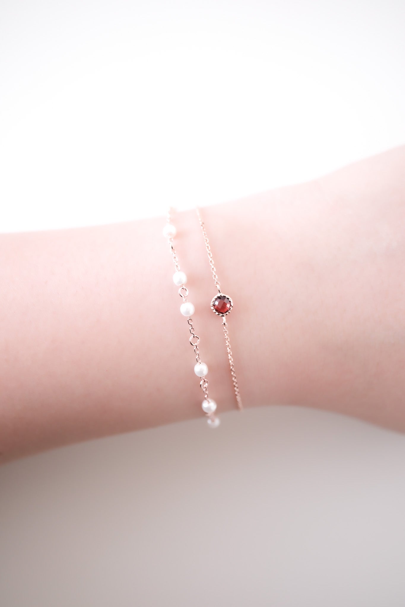 
                  
                    𝙉𝙚𝙬 𝙂𝙚𝙢𝙨𝙩𝙤𝙣𝙚𝙨 𝘼𝙙𝙙𝙚𝙙 24599 Bellamy Gemstone Bracelet (2 colours)
                  
                