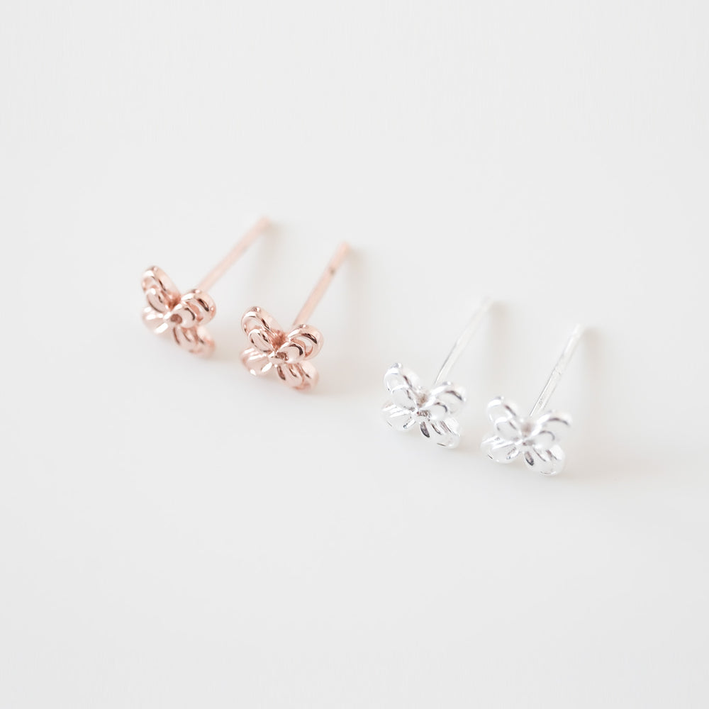 
                      
                        24631 Mara Earrings
                      
                    