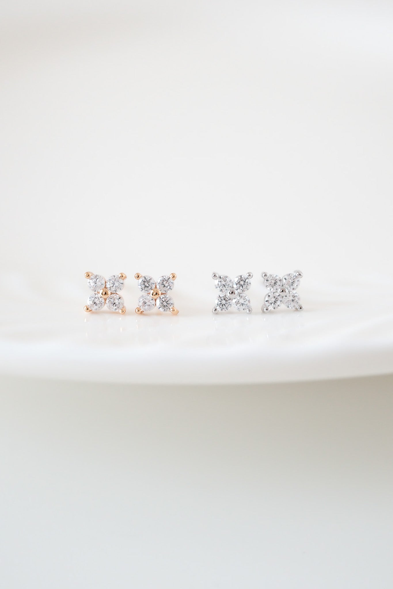 24665 Ravenna Stud Earrings