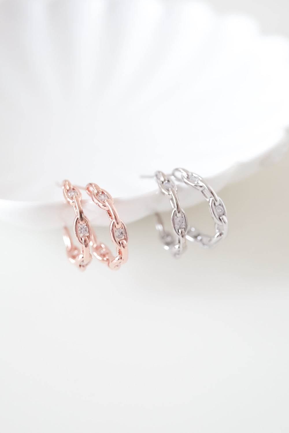 24685 Brietta Earrings